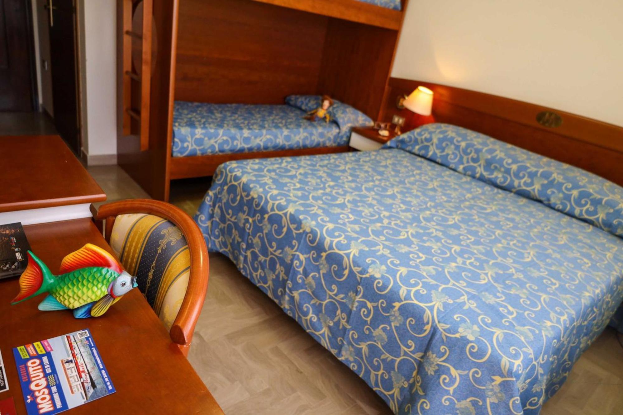 Easy Hotel Meryon Sottomarina Eksteriør billede