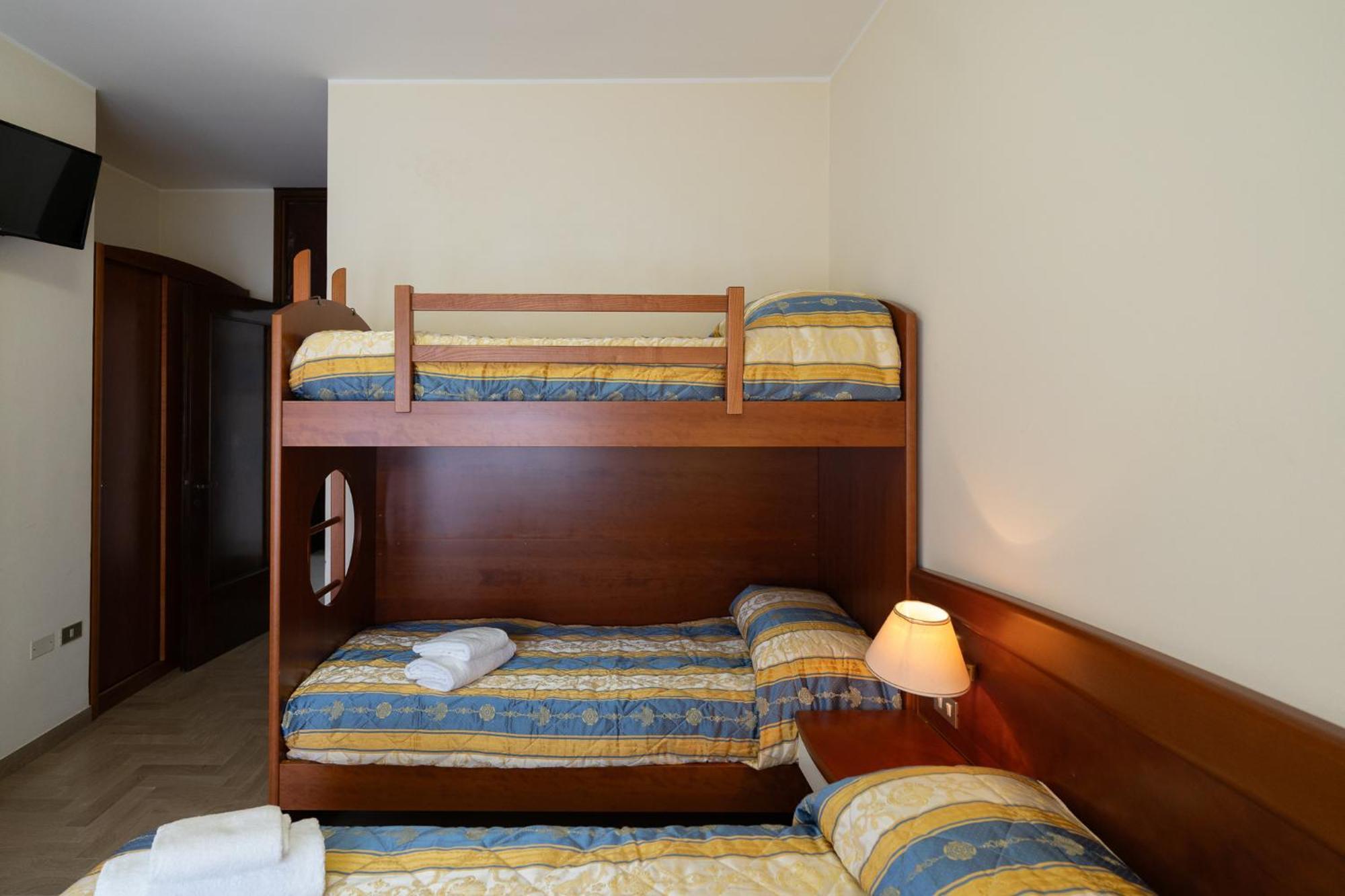 Easy Hotel Meryon Sottomarina Eksteriør billede